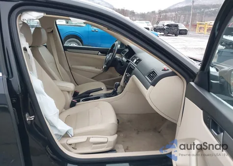 2015 Volkswagen Passat 2.0L Tdi Se z USA, uszkodzony, nr VIN 1VWBV7A34FC104202